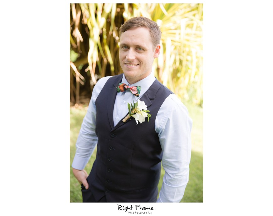 Oahu Hawaii Kualoa Ranch Wedding at Paliku Gardens