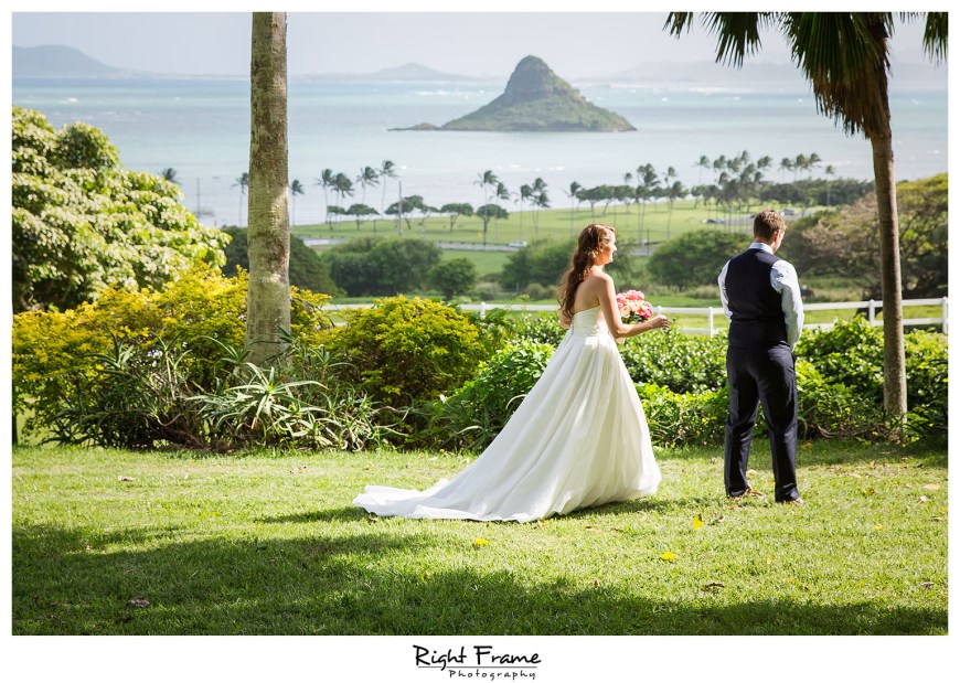 Oahu Hawaii Kualoa Ranch Wedding at Paliku Gardens