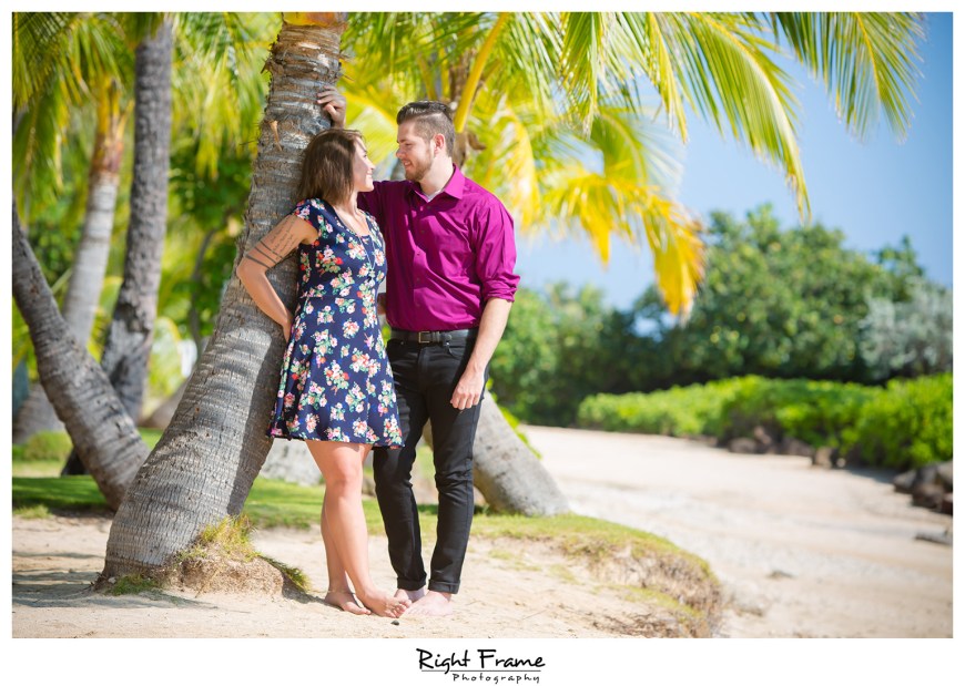 Engagement Photographer near Kahala Hotel & Resort