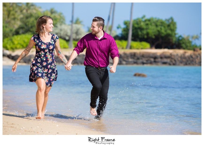 Engagement Photographer near Kahala Hotel & Resort