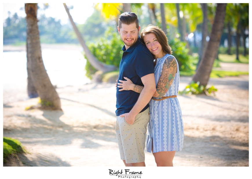 Engagement Photographer near Kahala Hotel & Resort