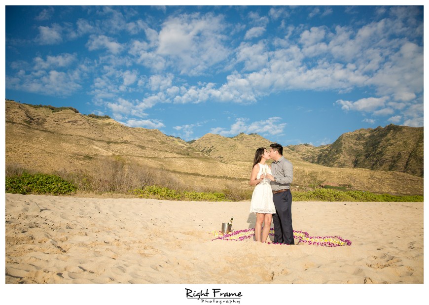 The Best Romantic Surprise Engagement Proposal in Oahu