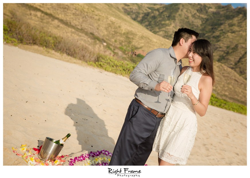 The Best Romantic Surprise Engagement Proposal in Oahu