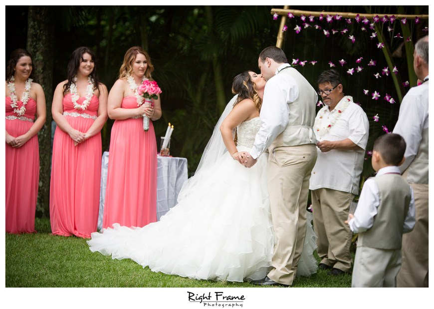 Place to Get Married in Hawaii Hale Koa Estate Hauula Oahu