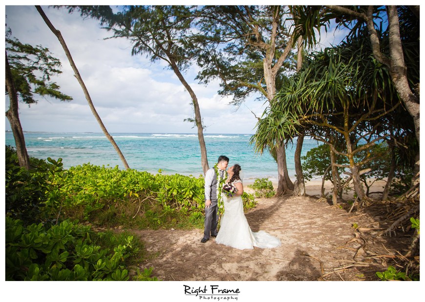 Wedding at Nani Kai Hale Beach House Oahu Hawaii
