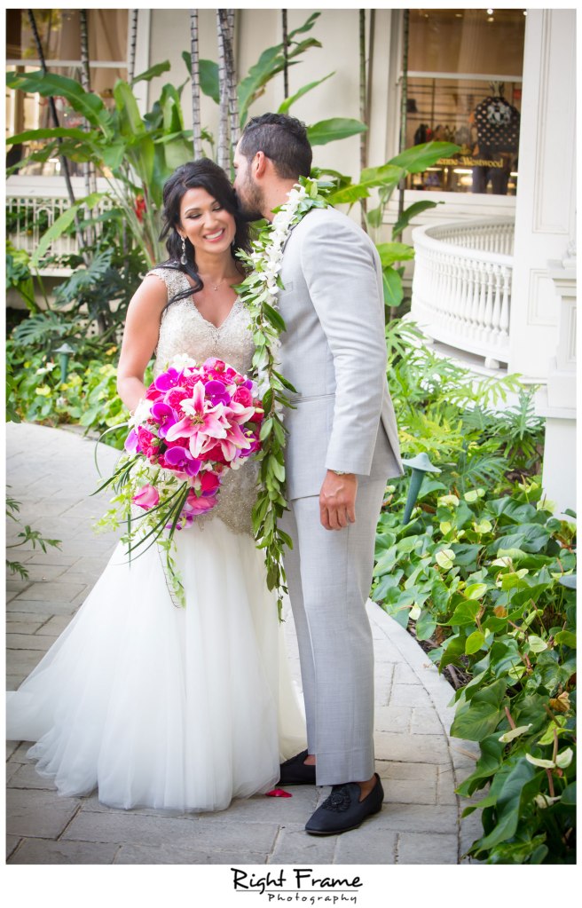 Wedding in WAIKIKI MOANA SURFRIDER HOTEL