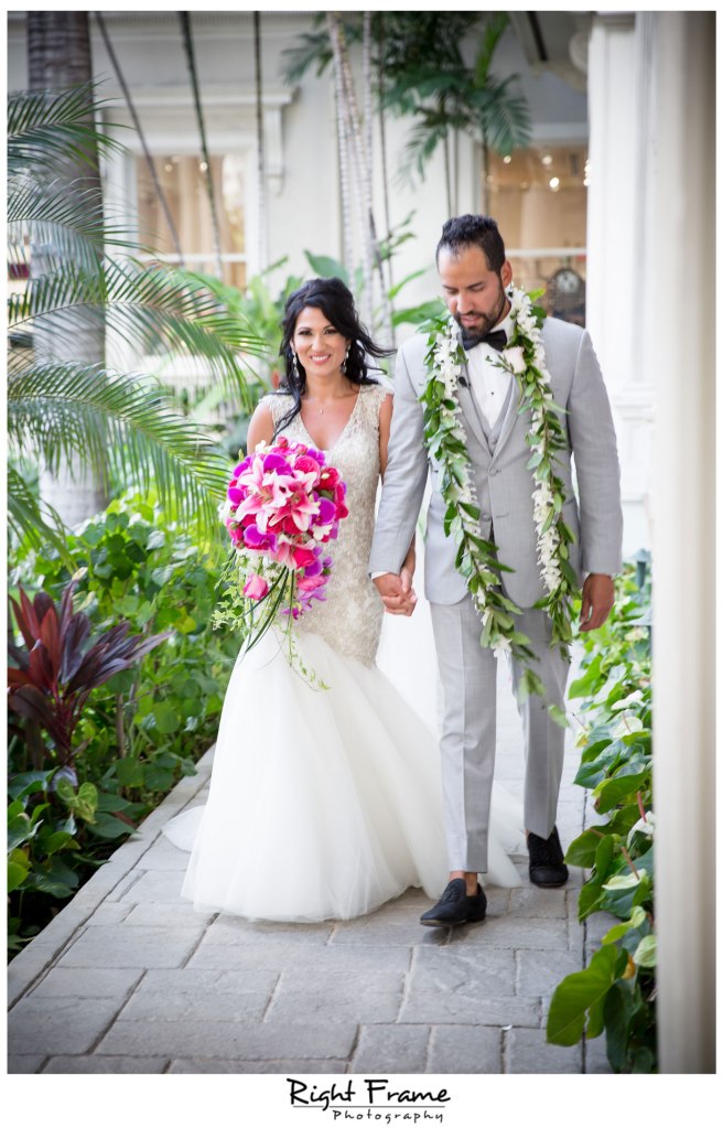 Wedding in WAIKIKI MOANA SURFRIDER HOTEL