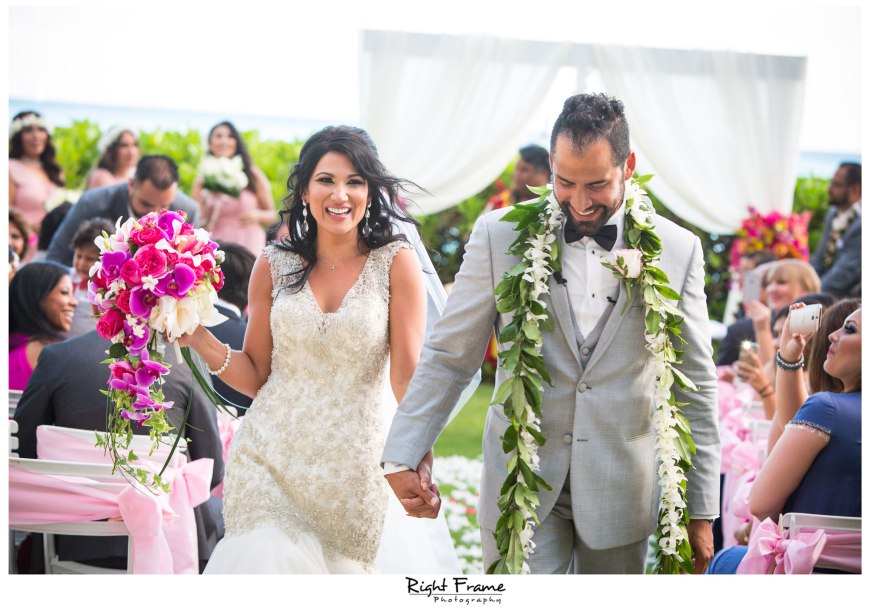 Wedding in WAIKIKI MOANA SURFRIDER HOTEL