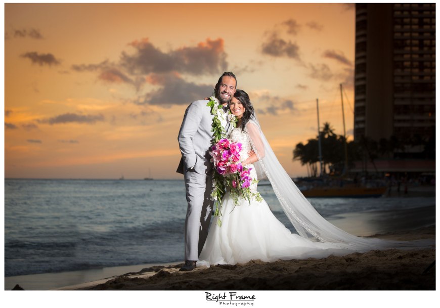 Wedding in WAIKIKI MOANA SURFRIDER HOTEL