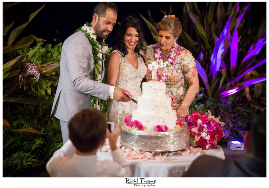 Wedding in WAIKIKI MOANA SURFRIDER HOTEL