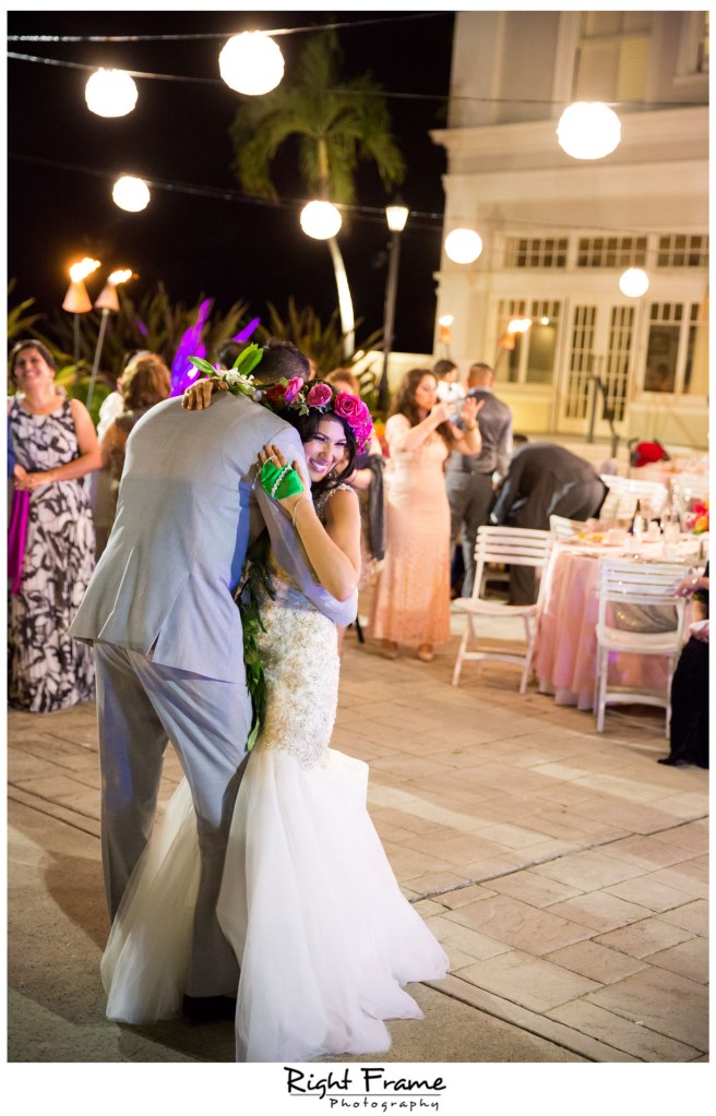 Wedding in WAIKIKI MOANA SURFRIDER HOTEL