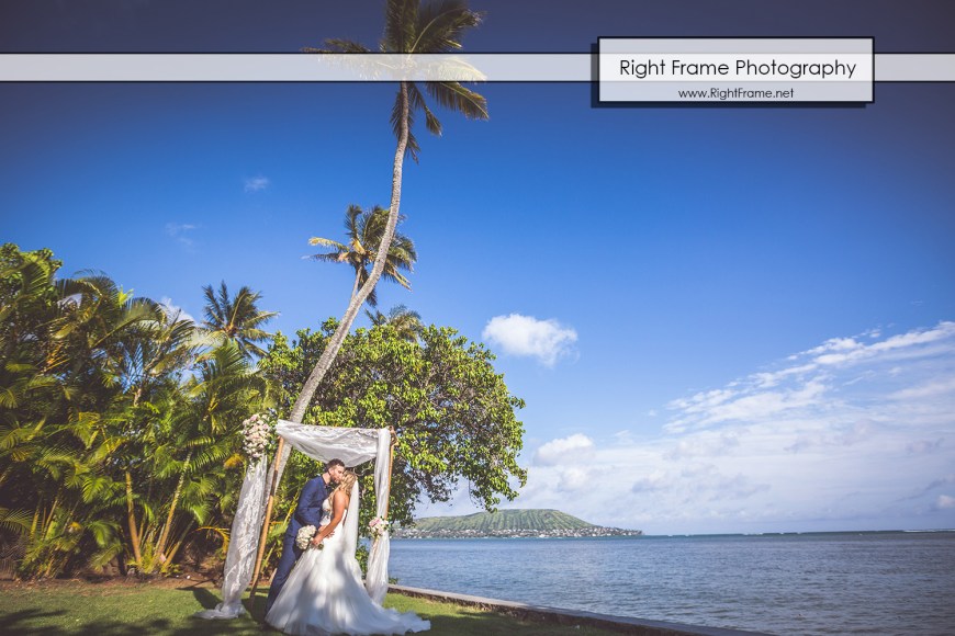 Hawaii Beach House Wedding at Kathy Ireland Beachfront Oasis