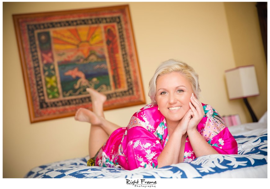 _Eloping in Hawaii Paradise Cove Aulani Disney