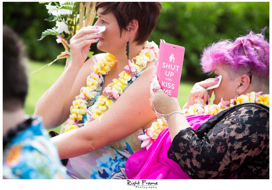 _Eloping in Hawaii Paradise Cove Aulani Disney