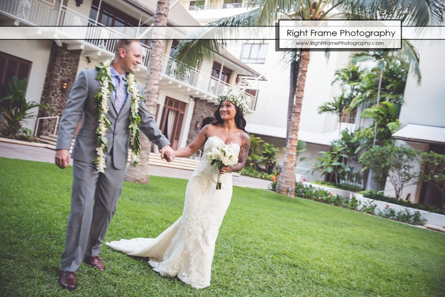 Beautiful Wedding at the Halekulani Hotel Hau Terrace
