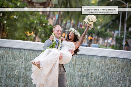 Beautiful Wedding at the Halekulani Hotel Hau Terrace