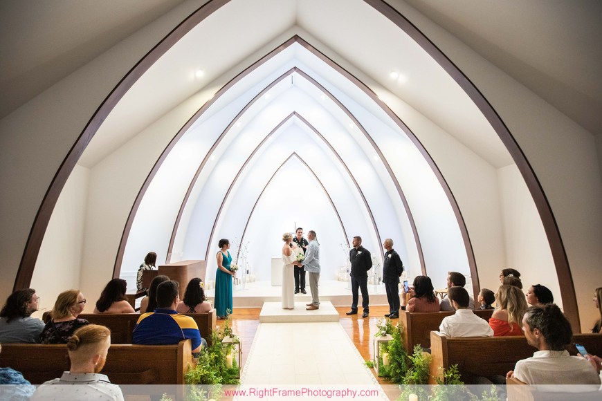 Wedding in Waikiki ANELA GARDEN CHAPEL