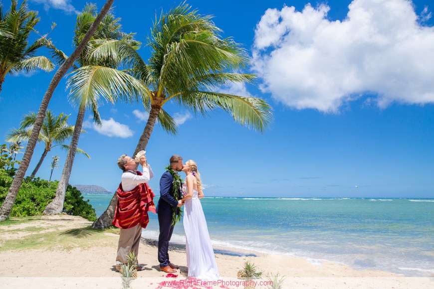 Oahu Destination Wedding Photographer