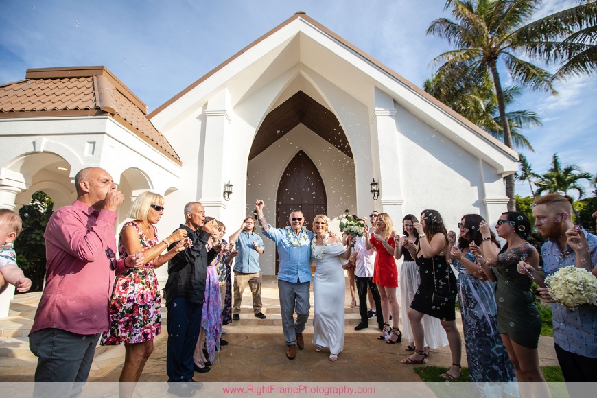 Wedding in Waikiki ANELA GARDEN CHAPEL