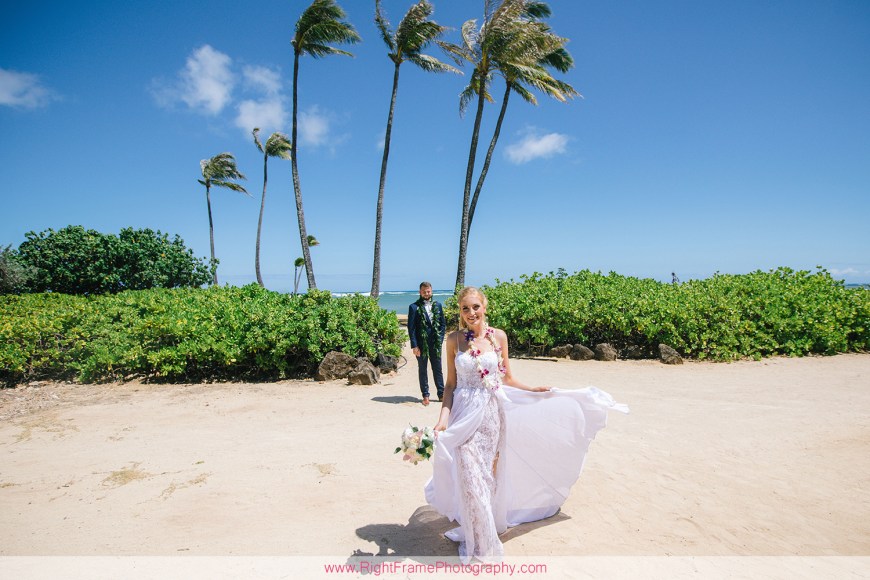 Oahu Destination Wedding Photographer