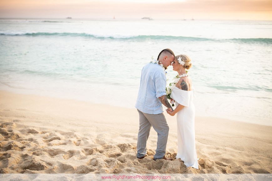 Wedding in Waikiki ANELA GARDEN CHAPEL