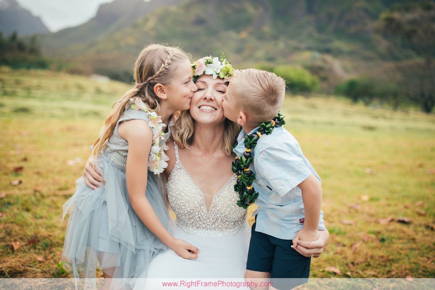 SIMPLE OAHU WEDDING PHOTOGRAPHY AT KUALOA BEACH PARK